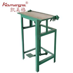 廠家直銷(xiāo) 腳動(dòng)折邊機(jī) 腳踏折邊機(jī) 皮具折邊機(jī) 折邊機(jī) 直線折邊機(jī)